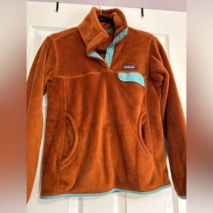 Like new Patagonia pullover.